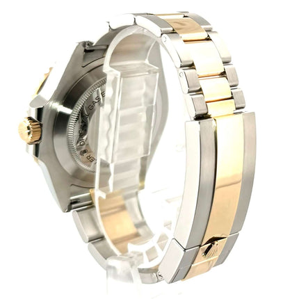 Rückseite des Rolex Sea-Dweller 4000 Ref. 126603 Uhrenarmbands aus Edelstahl und Gelbgold, 43 mm Gehäusedurchmesser
