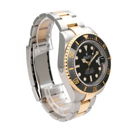 Rolex Sea-Dweller 4000 Ref. 126603 in Edelstahl und Gelbgold mit schwarzem Zifferblatt und Automatikwerk.