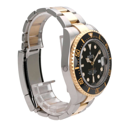 Rolex Sea-Dweller 4000 Ref. 126603 mit Edelstahl-Gehäuse und Gelbgold-Lünette, schwarzem Zifferblatt.