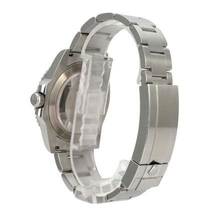 Rolex Submariner Date 126610LN aus 2020, Edelstahlarmband und Gehäuse in Seitenansicht