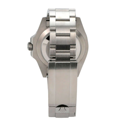 Rolex Submariner Date 126610LN Rückansicht mit poliertem Edelstahlarmband und Oyster-Gehäuse.