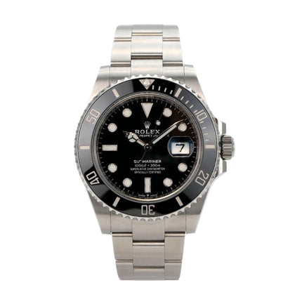Rolex Submariner Date 126610LN im Edelstahl-Gehäuse mit schwarzem Zifferblatt und Keramikeinlage.