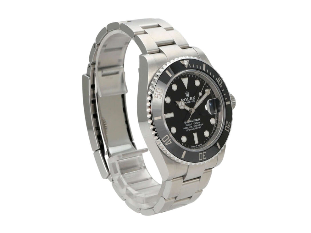 Rolex Submariner Date 126610LN in Edelstahl mit schwarzem Zifferblatt und Oyster Armband, drehbare Lünette.