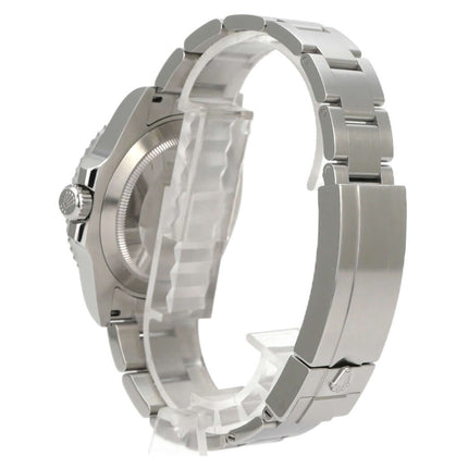Rolex Submariner Date 126610LN aus Edelstahl mit Oyster-Armband und Sicherheitsfaltschließe, Seitenansicht
