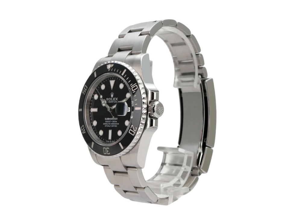 Rolex Submariner Date 126610LN in Edelstahl mit schwarzem Zifferblatt und poliertem Armband.