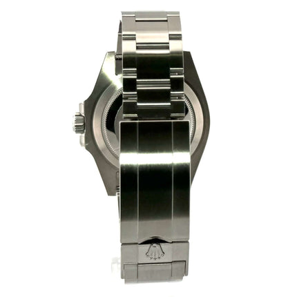 Rückseite der Rolex Submariner Date Edelstahl Ref. 126610LV aus poliertem und satiniertem Edelstahl, mit Sicherheitsfaltschließe des Oyster-Armbands