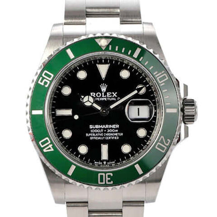 Rolex Submariner Date Edelstahl 126610LV mit grünem Keramikeinsatz und schwarzem Zifferblatt.