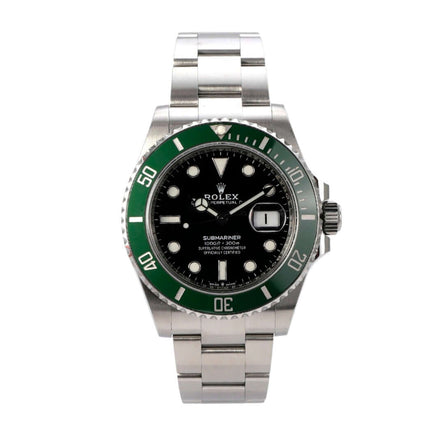 Rolex Submariner Date Edelstahl 126610LV mit schwarzem Zifferblatt und grüner Lünette, 41 mm Gehäuse.