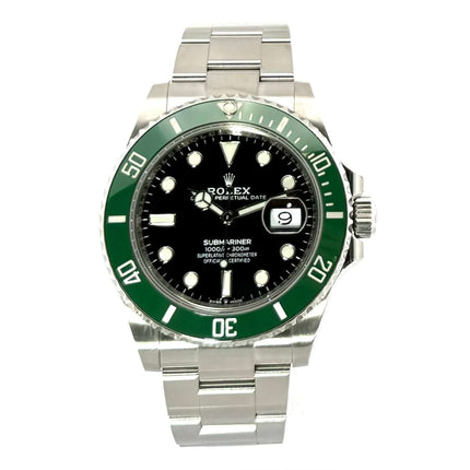 Rolex Submariner Date Edelstahl 126610LV mit grünem Keramikring und schwarzem Zifferblatt. Edelstahlarmband mit Sicherheitsfaltschließe.