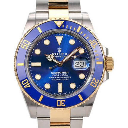 Rolex Submariner Date 41 Edelstahl Gelbgold 126613LB mit blauem Zifferblatt und 18 Karat Gelbgold Lünette.