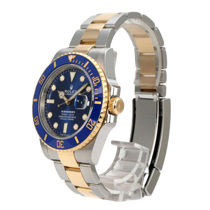 Rolex Submariner Date 41 Edelstahl Gelbgold 126613LB mit blauem Zifferblatt und 18 Karat Gelbgold Lünette.