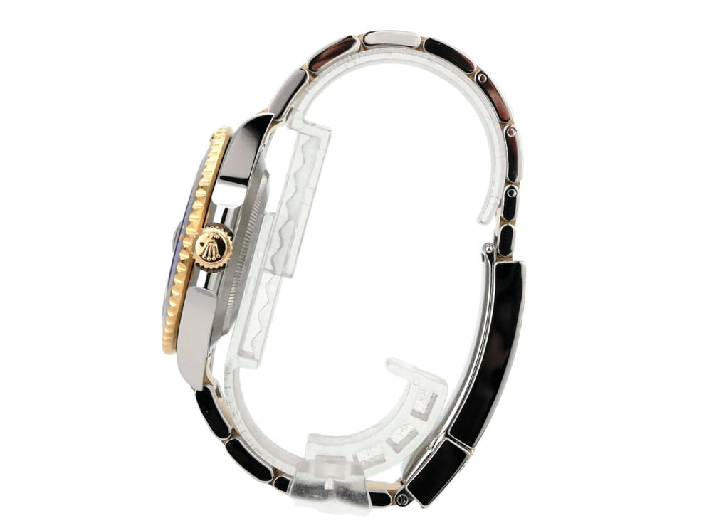 Rolex Submariner Date 41 Edelstahl Gelbgold 126613LB seitliche Ansicht des Armbands und Gehäuses