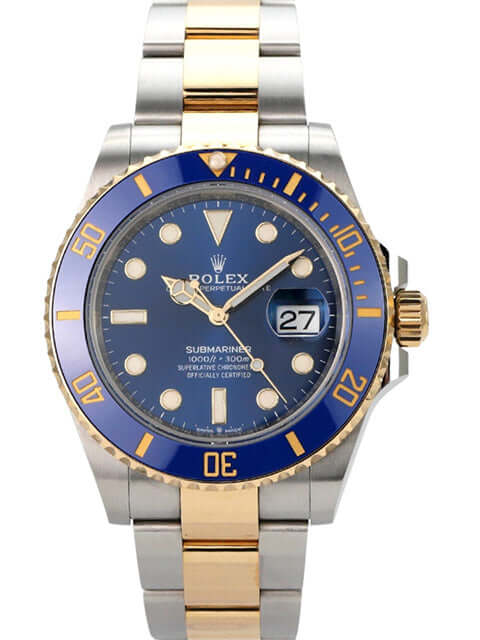Rolex Submariner Date 41 Edelstahl Gelbgold 126613LB mit blauem Zifferblatt und drehbarer Lünette aus Gelbgold.