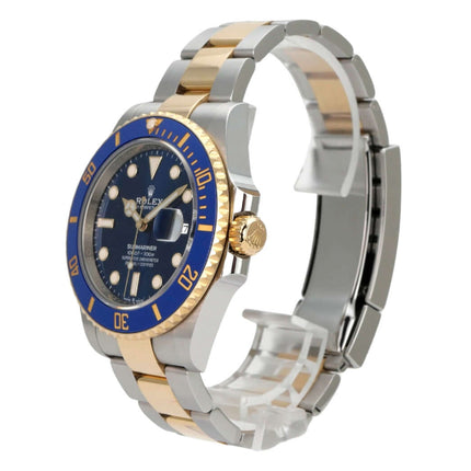 Rolex Submariner Date 41 Edelstahl Gelbgold 126613LB mit blauem Zifferblatt und 18 Karat Gelbgold Lünette.