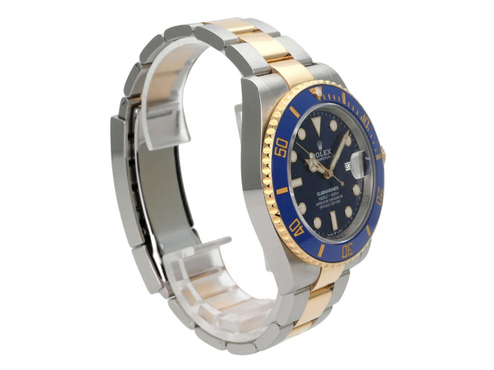 Rolex Submariner Date 41 Edelstahl Gelbgold 126613LB mit blauem Zifferblatt und goldener Lünette