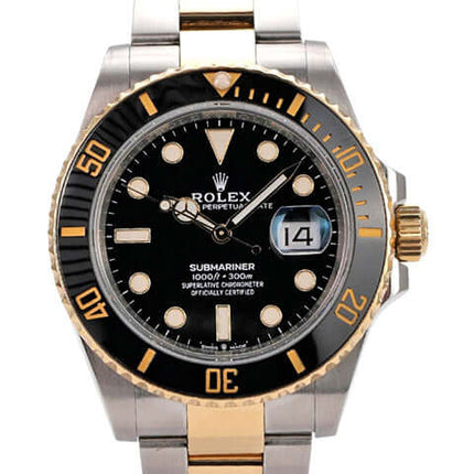 Rolex Submariner Date 41 Edelstahl Gelbgold 126613LN - elegante Taucheruhr mit schwarzem Zifferblatt und Keramikeinlage.