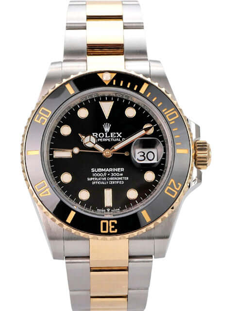 Rolex Submariner Date 41 Edelstahl Gelbgold 126613LN mit schwarzem Zifferblatt und Gelbgold-Lünette.