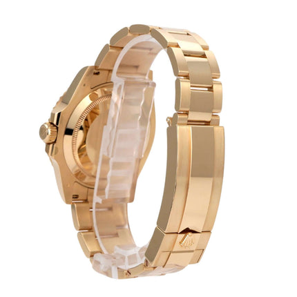 Rolex Submariner Date 41 Gelbgold 126618LB Ansicht von der Seite mit Gelbgold Armband und Gehäuse