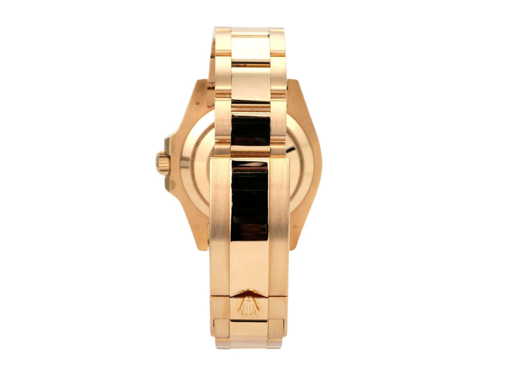 Rolex Submariner Date 41 Gelbgold 126618LB seitliche Ansicht des 18 Karat Gelbgold Armbands