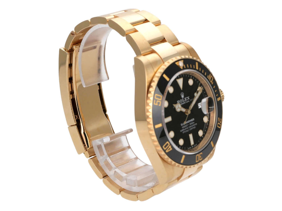 Rolex Submariner Date 41 Gelbgold 126618LN in elegantem Design mit schwarzem Zifferblatt und Gelbgoldarmband.