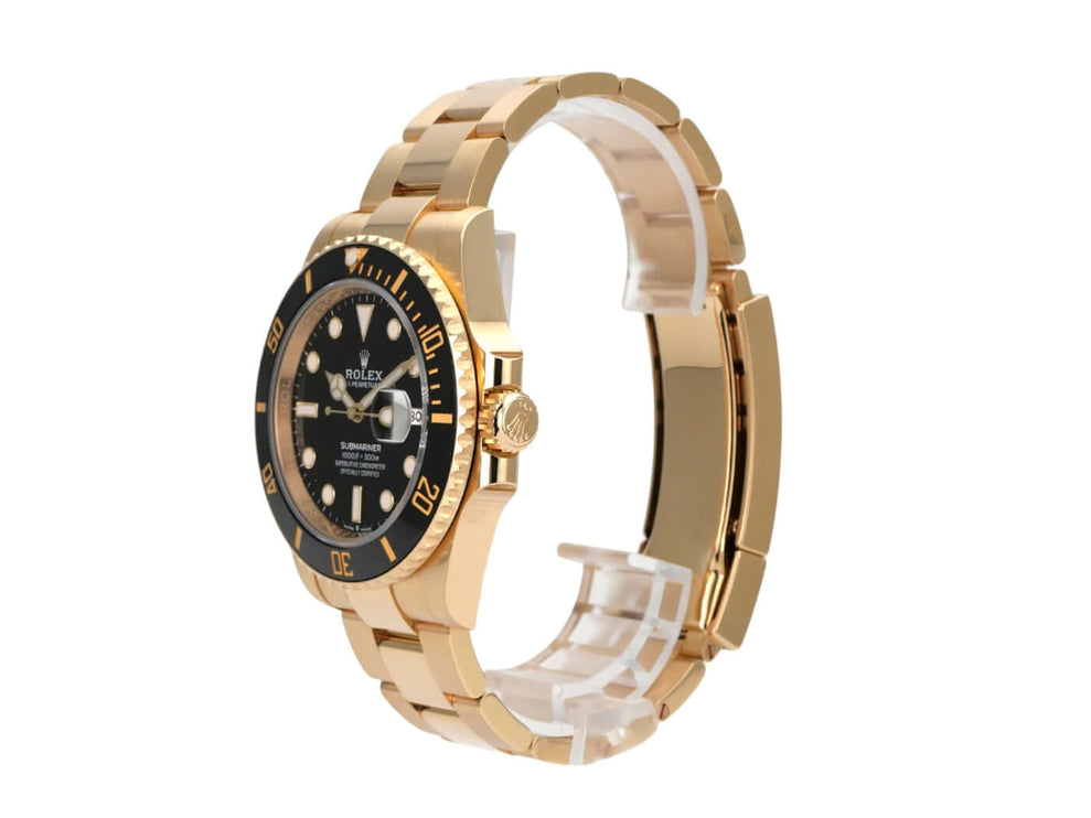 Rolex Submariner Date 41 Gelbgold 126618LN seitliche Ansicht mit schwarzem Zifferblatt und 18 Karat Gelbgold Armband.