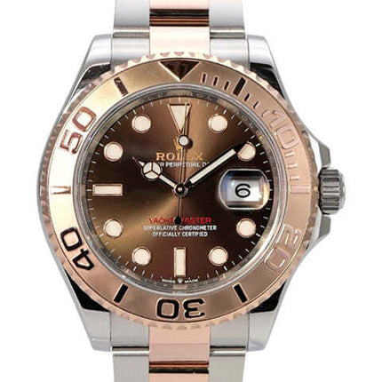 Rolex Yacht-Master 40 Oystersteel Everose-Gold 126621 Schoko Uhr mit braunem Zifferblatt und elegante Edelstahl- und Everose-Gold Gestaltung.