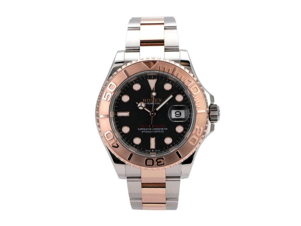 Rolex Yacht-Master 40 Oystersteel Everose-Gold 126621 Schwarz mit schwarzem Zifferblatt und Everose-Gold-Lünette.