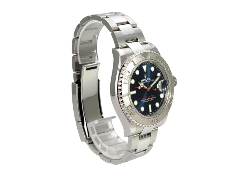 Rolex Yacht-Master 40 Oystersteel Platin 126622 Blau mit Edelstahlarmband und blauem Zifferblatt.