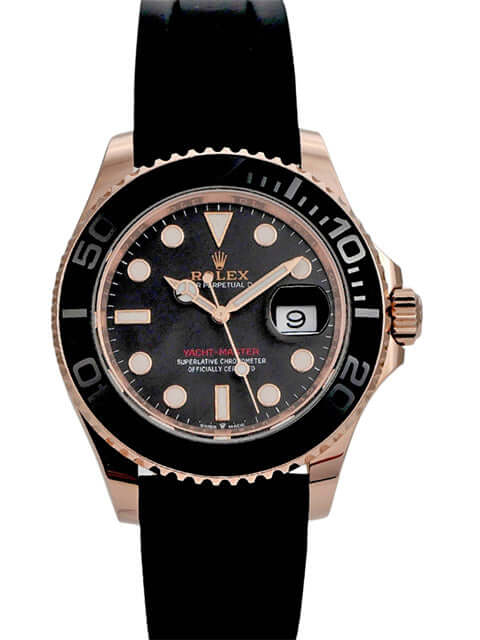 Rolex Yacht-Master 40 Ref. 126655, 18 kt Everose-Gold, schwarzes Zifferblatt, Oyster Kautschukband, beidseitig drehbare Lünette.