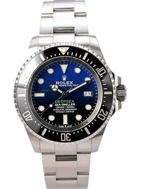 Rolex Sea-Dweller Deepsea 126660 D-Blue auf Edelstahlarmband mit blauem Zifferblatt und schwarzen Lünette.