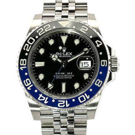 Rolex GMT Master II Edelstahl 126710BLNR, schwarzes Zifferblatt, blau-schwarze Keramik-Lünette, Jubilé-Armband, 40mm Gehäusedurchmesser.