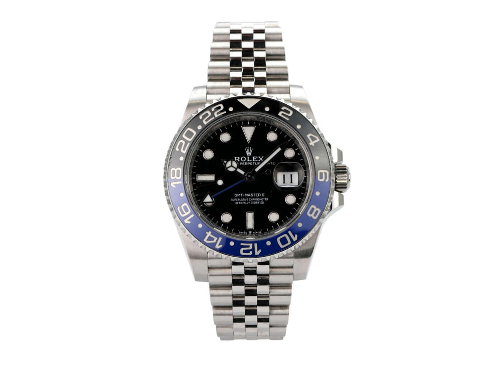 Rolex GMT-Master II 126710BLNR Edelstahl in Edelstahl mit schwarzem Zifferblatt und blauer Lünette.
