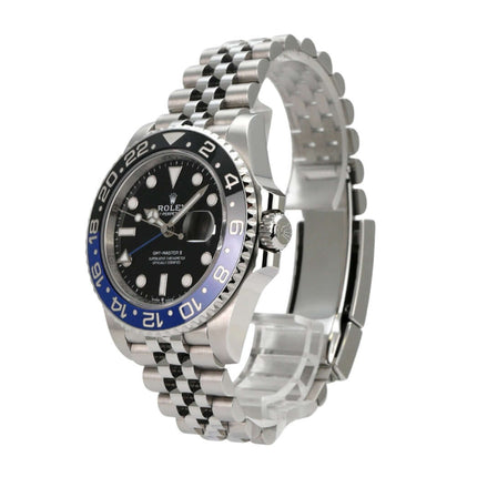 Rolex GMT-Master II 126710BLNR Edelstahl mit schwarzem Zifferblatt und blau/schwarzer Keramiklünette