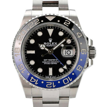 Rolex GMT-Master II Edelstahl 126710BLNR Oyster-Band mit schwarzem Zifferblatt und blauer Keramiklünette.