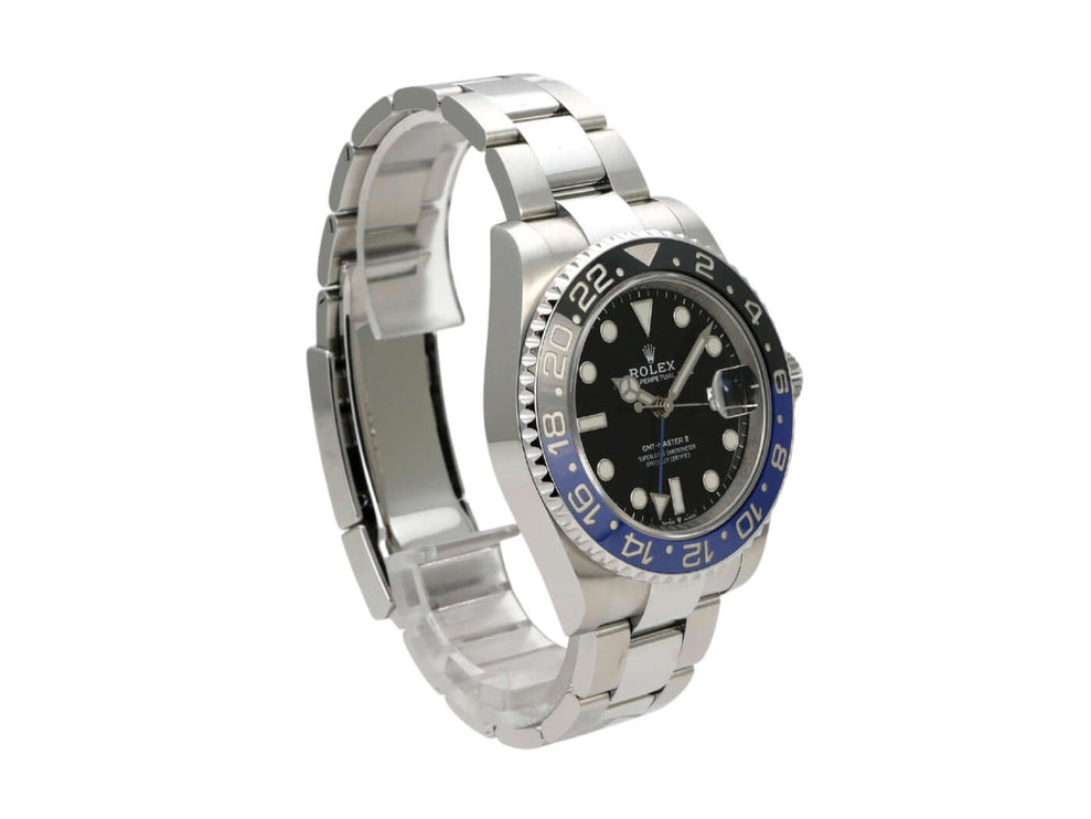 Rolex GMT-Master II Edelstahl 126710BLNR Oyster-Band mit schwarzem Zifferblatt und Edelstahlarmband.