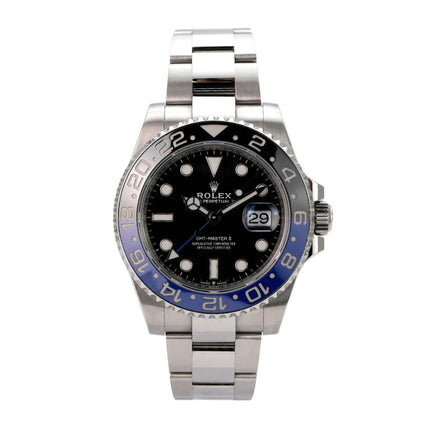Rolex GMT-Master II Edelstahl 126710BLNR Oyster-Band mit schwarzem Zifferblatt und blauer Lünette.