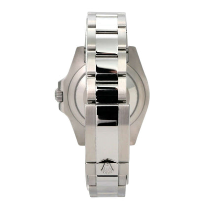 Rolex GMT-Master II Edelstahl 126710BLNR Oyster-Band Ansichtsseite mit poliertem Armband.