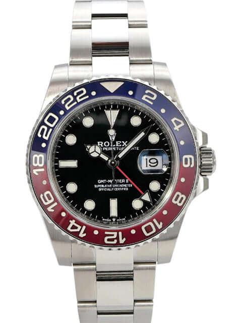 Rolex GMT-Master II Edelstahl 126710BLRO Oyster-Band auf einem Edelstahlarmband und schwarzem Zifferblatt.