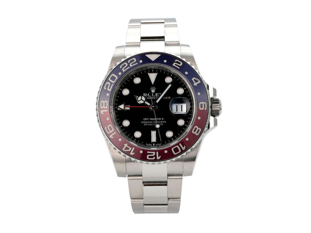 Rolex GMT-Master II Edelstahl 126710BLRO Oyster-Band mit schwarzem Zifferblatt und blau-roter Lünette.