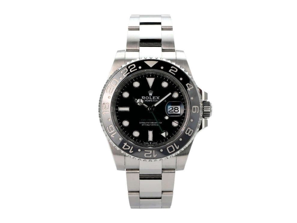 Rolex GMT-Master II Edelstahl Ref. 126710GRNR in poliertem Edelstahl mit schwarzem Zifferblatt und 24-Stunden Skala.