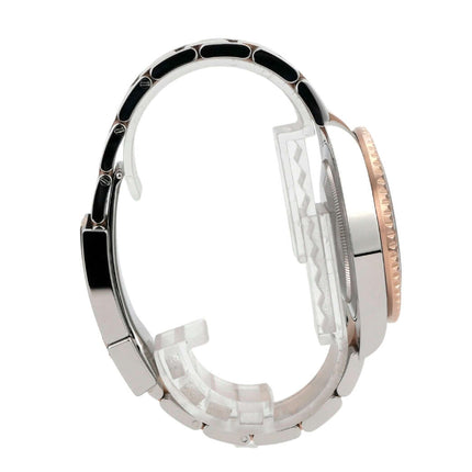 Rolex GMT-Master II Edelstahl Everose-Gold 126711CHNR seitliche Ansicht des Armbands und Gehäuses