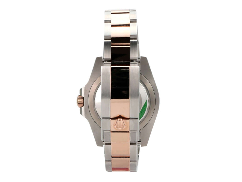 Rolex GMT-Master II Edelstahl und Everose-Gold Armband von der Seite, 40mm Durchmesser, polierte und satinierte Oberfläche.
