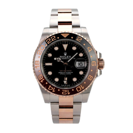Rolex GMT-Master II Edelstahl Everose-Gold 126711CHNR mit schwarzem Zifferblatt und beidseitig drehbarer Lünette.