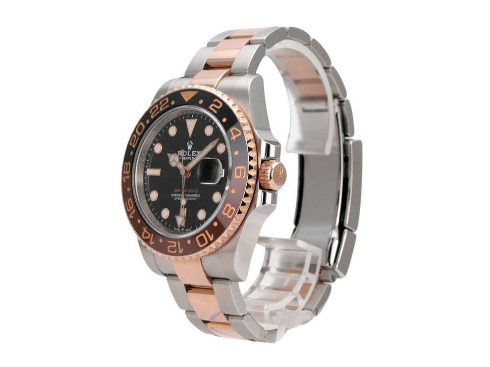 Rolex GMT-Master II Edelstahl Everose-Gold 126711CHNR mit schwarzem Zifferblatt und beidseitig drehbarer Lünette.