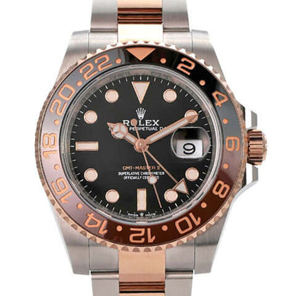 Rolex GMT-Master II Edelstahl Everose-Gold 126711CHNR Armbanduhr mit schwarzem Zifferblatt und Keramikuhrglas.