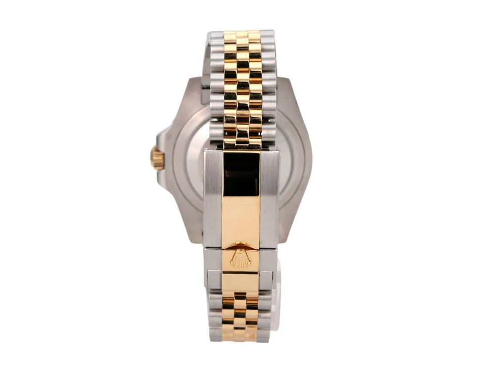 Rolex GMT-Master II Edelstahl Gelbgold 126713GRNR seitliche Ansicht mit Jubilee-Band aus Edelstahl und 18 Karat Gelbgold.