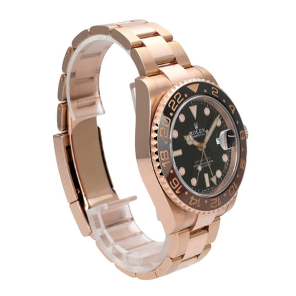 Rolex GMT-Master II Everose-Gold 126715CHNR aus 2021 mit schwarzem Zifferblatt und Everose-Gold-Armband
