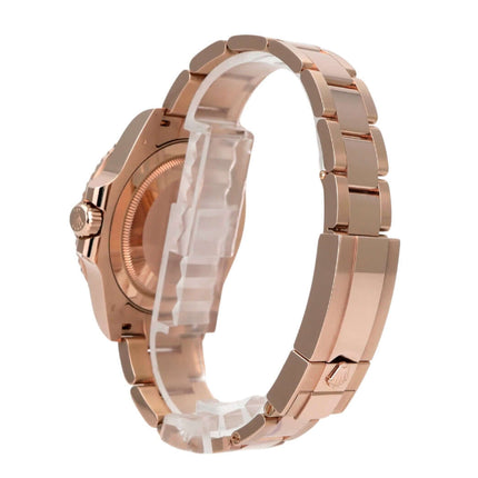 Rolex GMT-Master II Everose-Gold 126715CHNR, 18 kt Everose-Gold Armband und Gehäuse, Seitenansicht