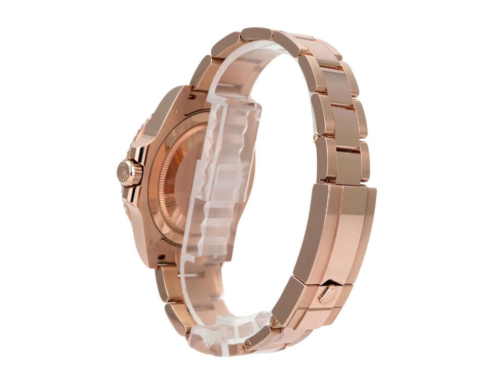 Rolex GMT-Master II Everose-Gold 126715CHNR, 18 kt Everose-Gold Armband und Gehäuse, Seitenansicht