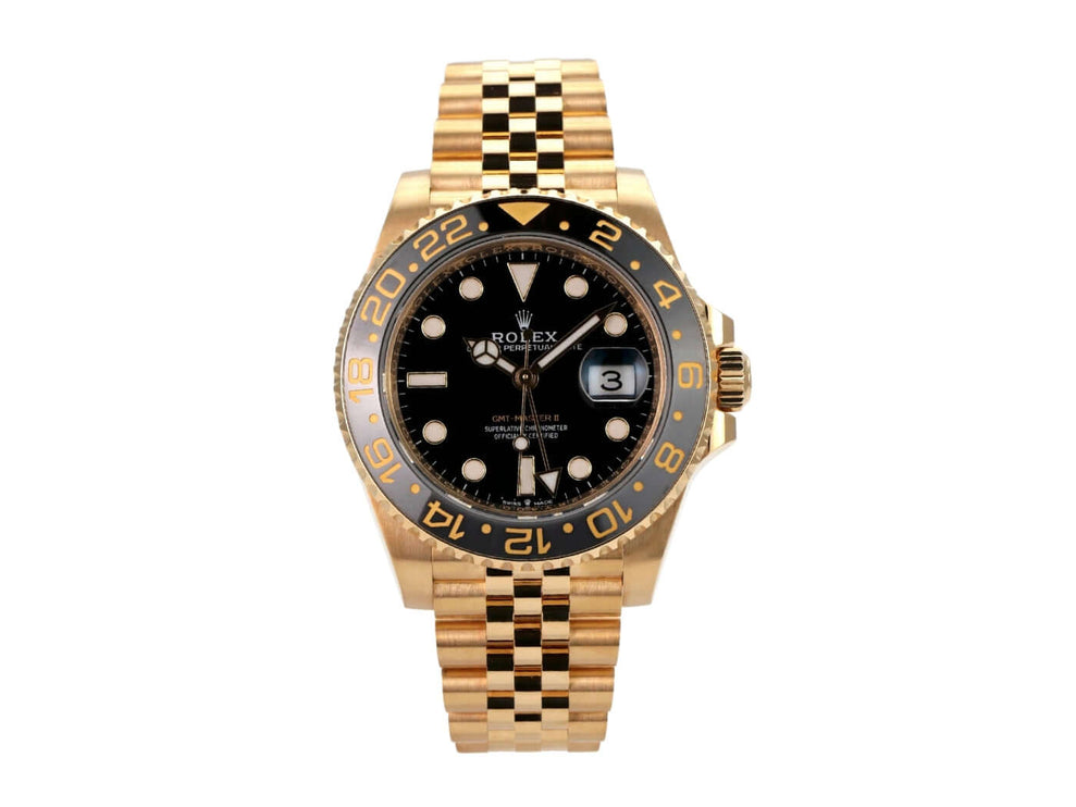 Rolex GMT-Master II Gelbgold 126718GRNR im Detail, schwarz-graue Cerachrom-Zahlenscheibe und Jubilee-Band.